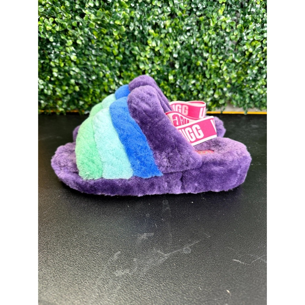 UGG Pride Fluff Yeah Slippers Women Sz 7 Purple Faux Shearling Heel Strap Slide
